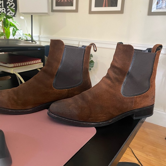 Thursday *Duchess* Chelsea boots - Picture 8 of 10